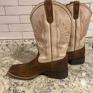 Ariat Womens Boots